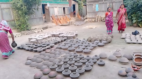 বিলুপ্তির পথে ঐতিহ্যবাহী মৃৎশিল্প